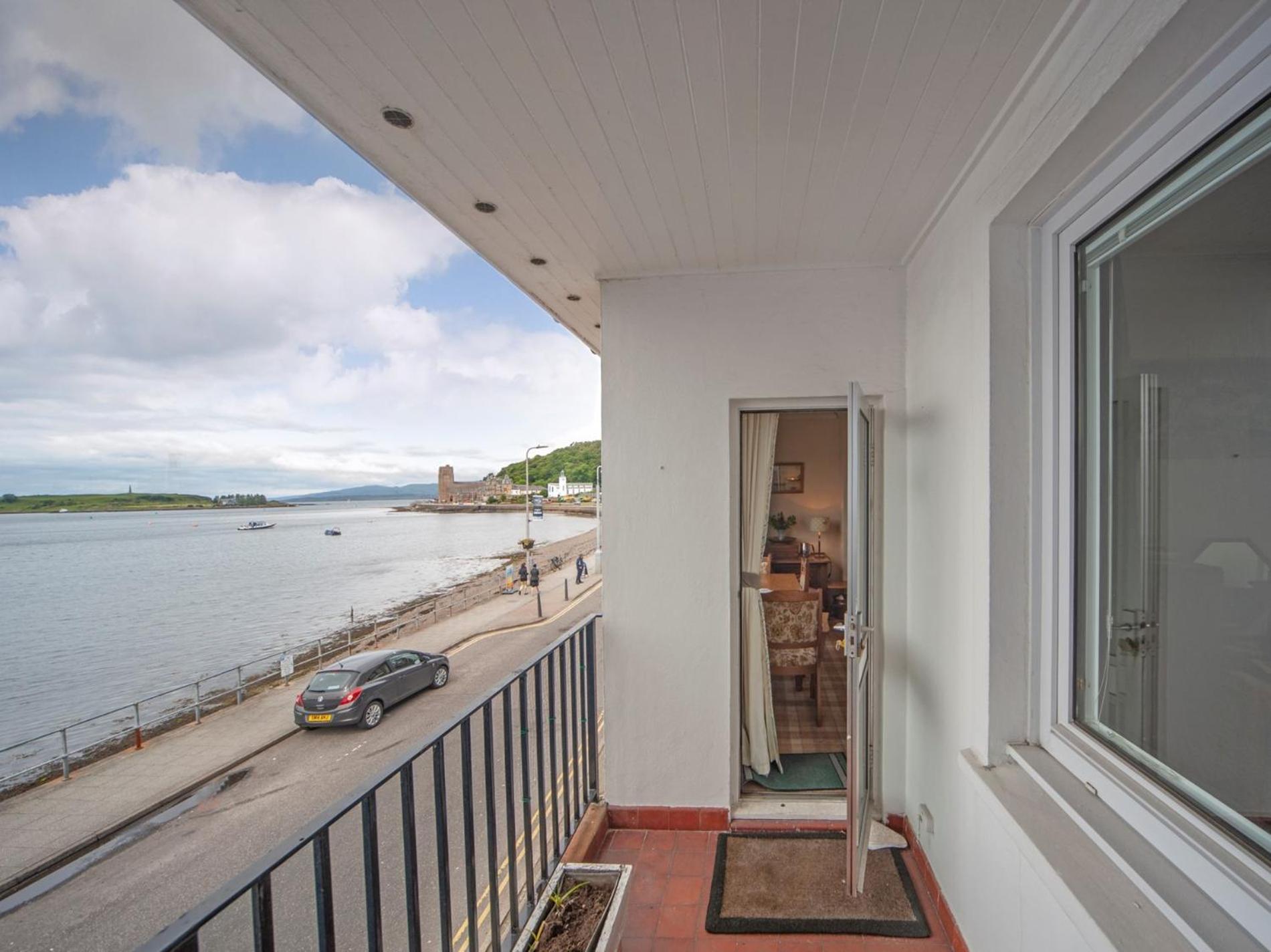3 Bed In Oban 86398 Apartment Exterior photo